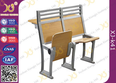中国 本の網を持つ学生のために置かれるアルミニウム フレームの床のMoundedの教室の机および椅子 サプライヤー