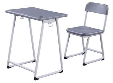 中国 空のポリプロピレンの学生ISO14001のための快適な調査のテーブルそして椅子 サプライヤー