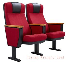 中国 PPは会議室の座席のための純木の腕580mm次元の講堂の椅子を殻から取り出します サプライヤー