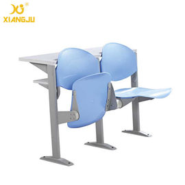 中国 青いプラスチック座席講堂のために置かれる冷たい鉄骨フレームの折りたたみ椅子 サプライヤー